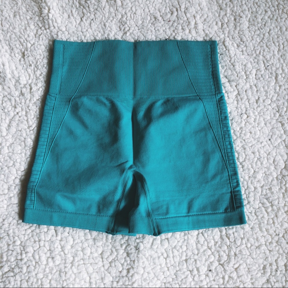 NEW! Turquoise Green Energy Seamless Shorts